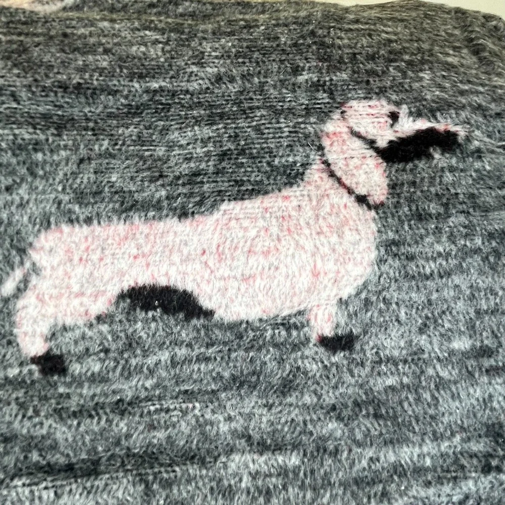 European Studio Luxe Reversible Throw 50x70 Dog Print Reversible Woven Jacquard